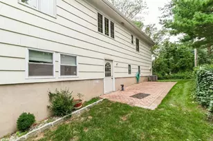 49 W Beechcroft Rd, Millburn, NJ 07078 - Photo 21