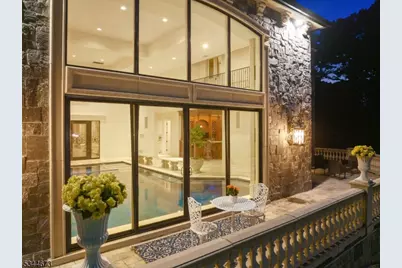 105 Chestnut Ridge Rd, Saddle River, NJ 07458 - Photo 29