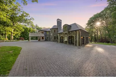 105 Chestnut Ridge Rd, Saddle River, NJ 07458 - Photo 3