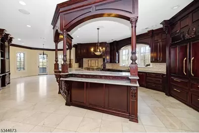 105 Chestnut Ridge Rd, Saddle River, NJ 07458 - Photo 25