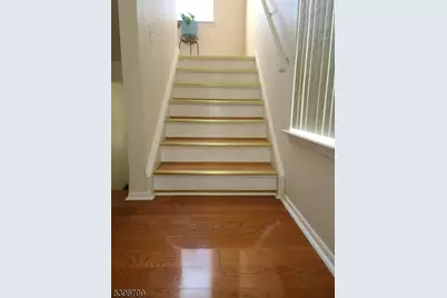 1208 Francyne Way, Union Township, NJ 07083 - Photo 5