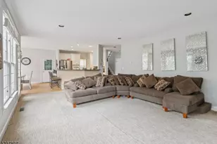 6 Sherry Ct, Wayne Twp., NJ 07470 - Photo 7