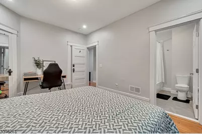 257 Woodlawn Ave, Jersey City, NJ 07305 - Photo 11