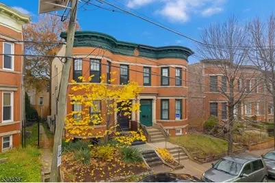 257 Woodlawn Ave, Jersey City, NJ 07305 - Photo 19