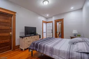 257 Woodlawn Ave, Jersey City, NJ 07305 - Photo 15