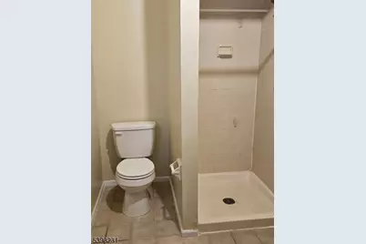 99 Chapman Pl, Irvington, NJ 07111 - Photo 5