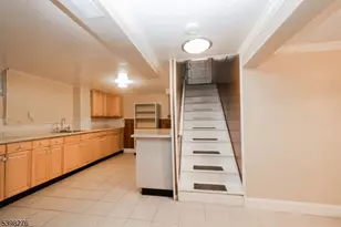 169 Valley View Rd, Hillside Twp., NJ 07205 - Photo 25