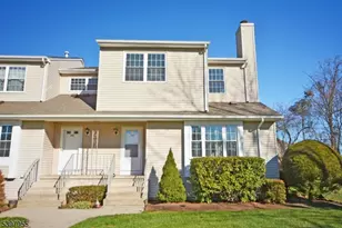 205 Driscoll Ct, Franklin Township, NJ 08873 - Photo 1