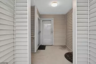 2704 Jesse Way, Piscataway Township, NJ 08854 - Photo 5