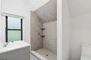 350 Arlington Ave, Jersey City, NJ 07304 - Photo 5