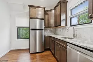 350 Arlington Ave, Jersey City, NJ 07304 - Photo 3