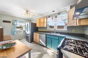 26 Edward Ct, Clifton, NJ 07011 - Photo 7