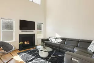 32 Clifford Cir, Franklin Township, NJ 08873 - Photo 7