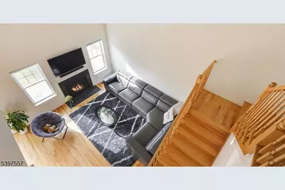 32 Clifford Cir, Franklin Township, NJ 08873 - Photo 13