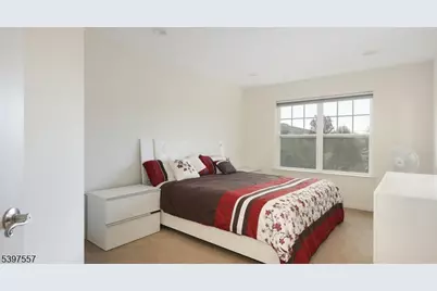 32 Clifford Cir, Franklin Township, NJ 08873 - Photo 17