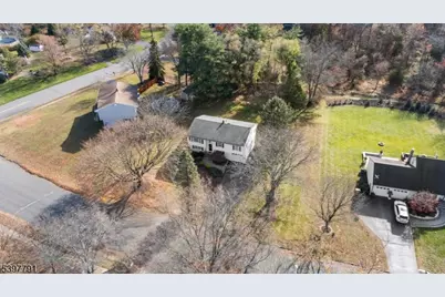 31 Fox Chase Run, Hillsborough Township, NJ 08844 - Photo 41