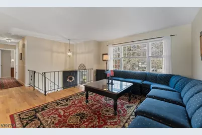 31 Fox Chase Run, Hillsborough Township, NJ 08844 - Photo 5