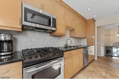 31 Fox Chase Run, Hillsborough Township, NJ 08844 - Photo 11