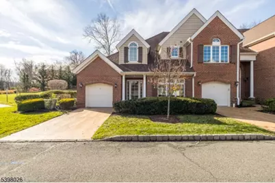 34 Schmidt Cir, Watchung, NJ 07069 - Photo 1