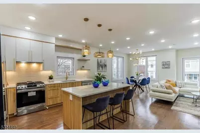 376 21st St, Irvington, NJ 07111 - Photo 3