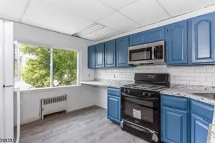 56 Llewellyn Ave, West Orange Township, NJ 07052 - Photo 5