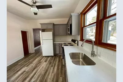 632 Third St, Belvidere, NJ 07823 - Photo 3