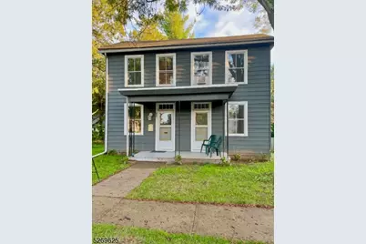 632 Third St, Belvidere, NJ 07823 - Photo 1