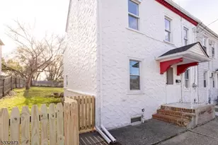 104 Mercer St, Phillipsburg, NJ 08865 - Photo 3