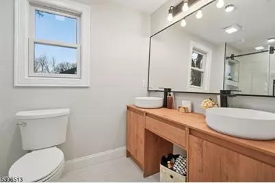 7 Concord Dr, Livingston, NJ 07039 - Photo 21