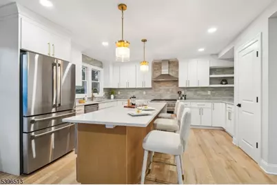 7 Concord Dr, Livingston, NJ 07039 - Photo 7