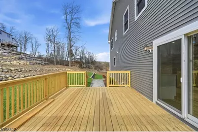 33 Eagles Nest Ter, West Milford, NJ 07480 - Photo 7