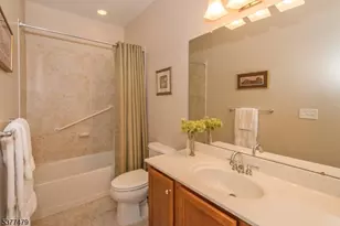 1103 Meadow Brook Ct, Hanover Township, NJ 07981 - Photo 11