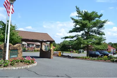 250 Ridgedale Ave #B 8, Florham Park, NJ 07932 - Photo 17