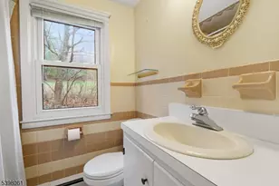 34 Old Mountain Rd, Clinton Township, NJ 08833 - Photo 15