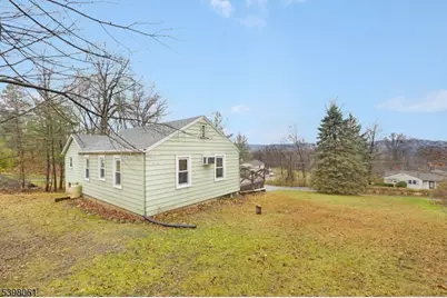 34 Old Mountain Rd, Clinton Township, NJ 08833 - Photo 23