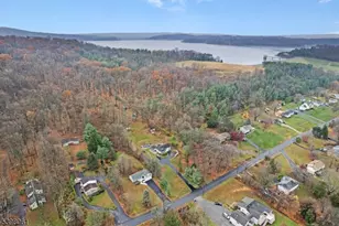 34 Old Mountain Rd, Clinton Township, NJ 08833 - Photo 3