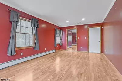 159 Sherwood Ave, Teaneck Township, NJ 07666 - Photo 17