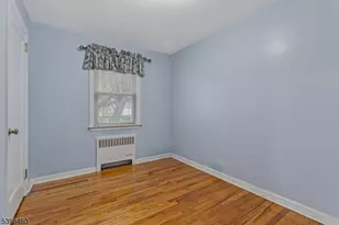 159 Sherwood Ave, Teaneck Township, NJ 07666 - Photo 11