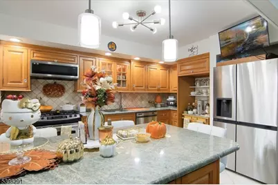 14 Dorothea Ter, Belleville, NJ 07109 - Photo 9