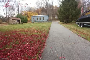 18 Little Philadelphia Rd, Washington Township, NJ 07882 - Photo 3