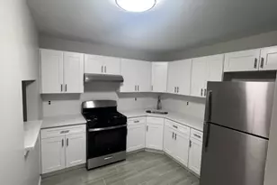 20 Crabapple Ln, Franklin Township, NJ 08823 - Photo 7