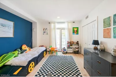 207 Shearwater Ct #14, Jersey City, NJ 07305 - Photo 21