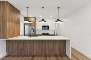 84 Hollywood Ave, East Orange, NJ 07018 - Photo 1