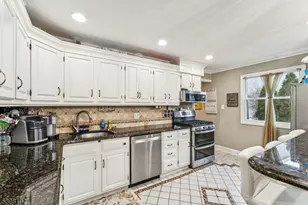 7 Overbrook Rd, Mount Olive, NJ 07836 - Photo 9