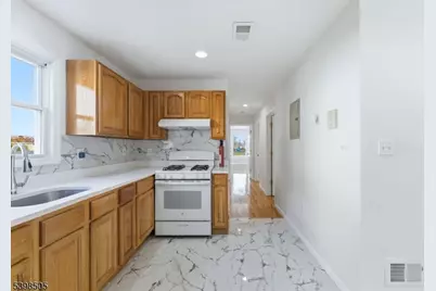 134 3rd, Passaic, NJ 07055 - Photo 9