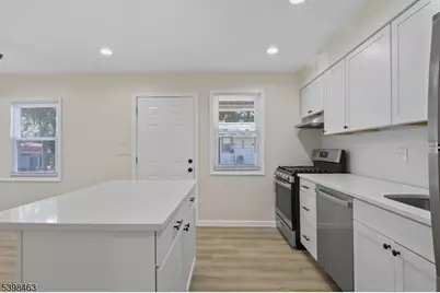 335 Paterson Ave #D, East Rutherford, NJ 07073 - Photo 7