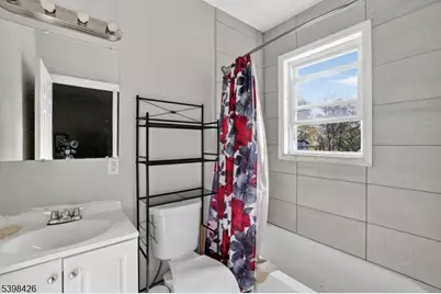 78 Treacy Ave, Newark, NJ 07108 - Photo 19