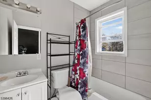 78 Treacy Ave, Newark, NJ 07108 - Photo 19