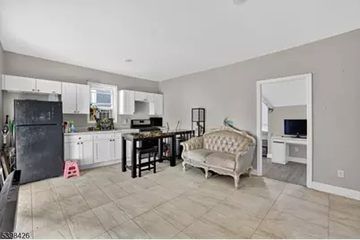 78 Treacy Ave, Newark, NJ 07108 - Photo 17