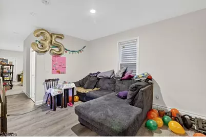 78 Treacy Ave, Newark, NJ 07108 - Photo 7